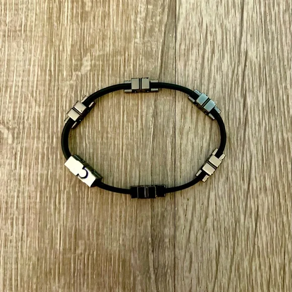 Tory Burch Serif T Bracelet with Pave Stones and Black Leather